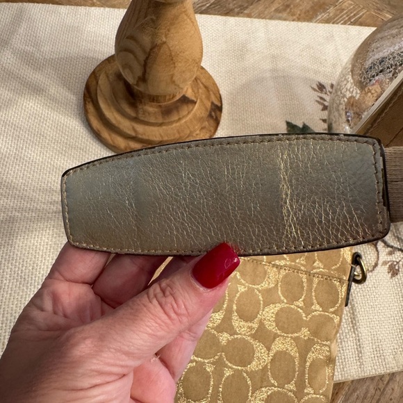 Coach Crossbody - Picture 6 of 15